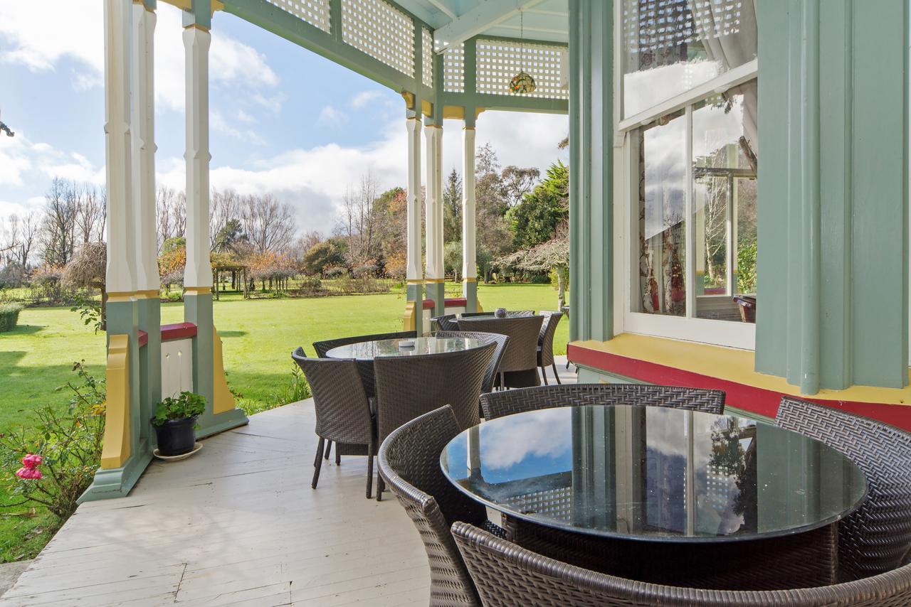 Highden Manor Estate Hotel Palmerston North Buitenkant foto