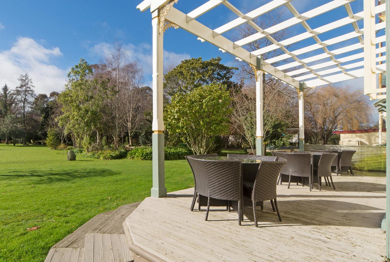 Highden Manor Estate Hotel Palmerston North Buitenkant foto