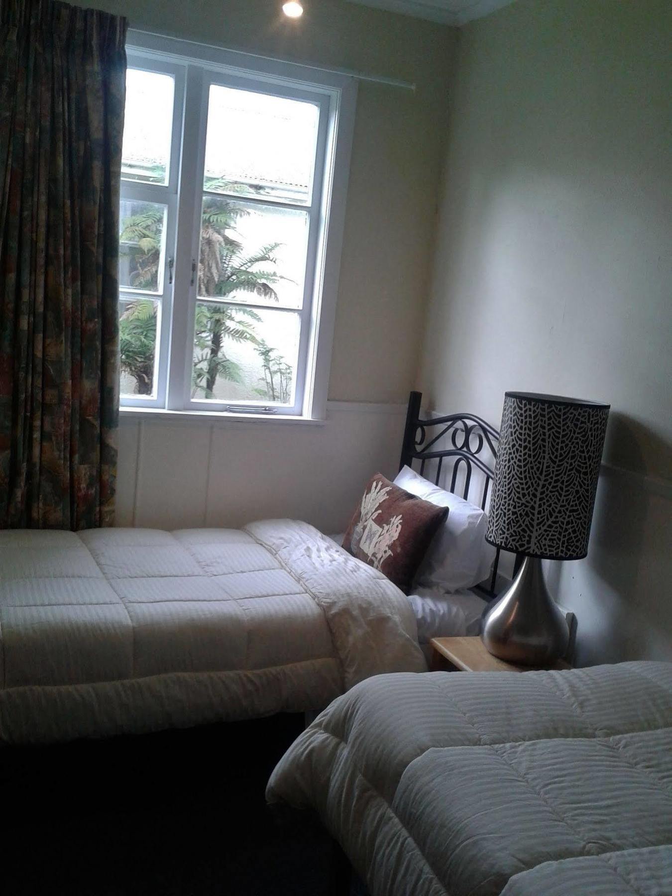 Highden Manor Estate Hotel Palmerston North Buitenkant foto