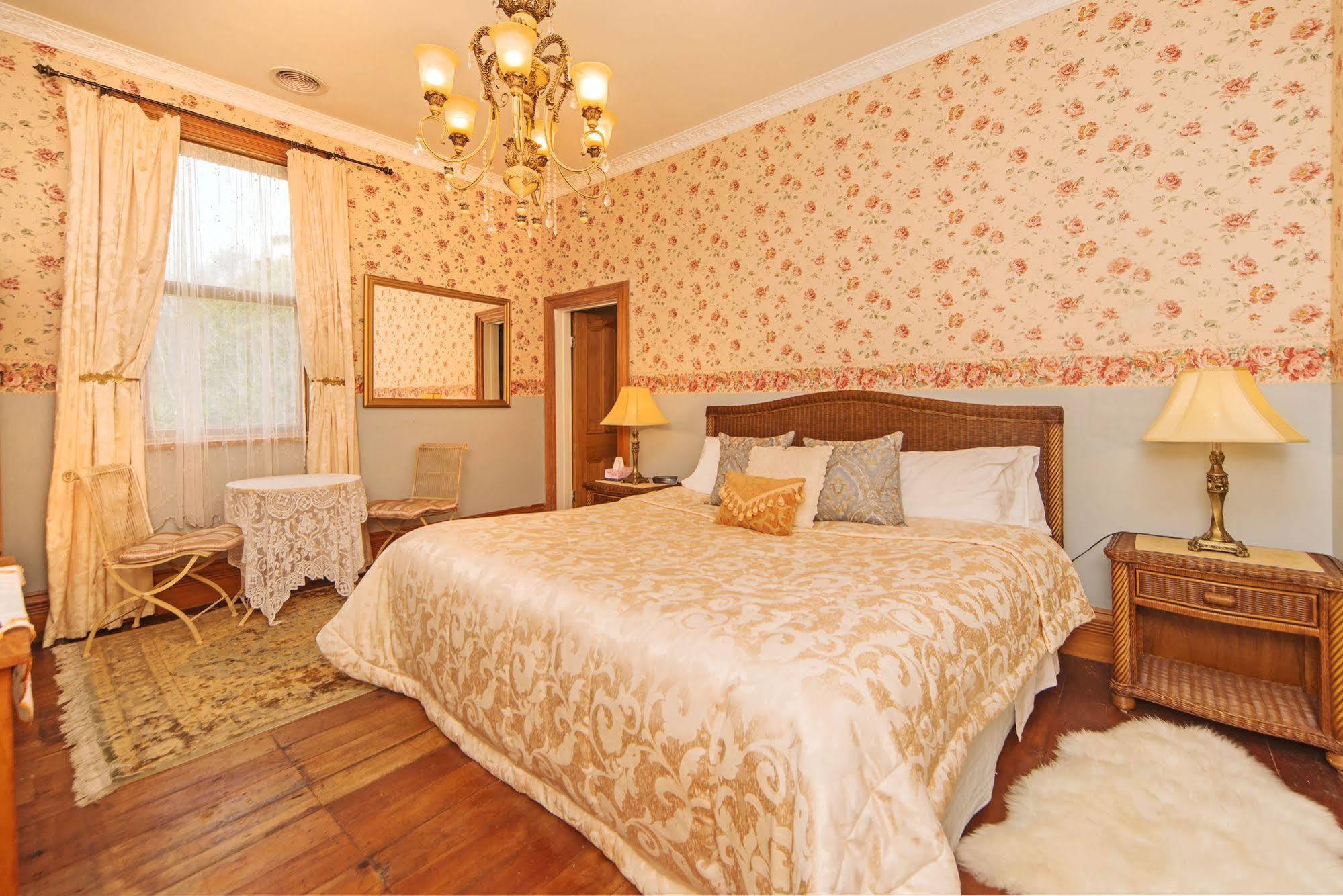 Highden Manor Estate Hotel Palmerston North Buitenkant foto