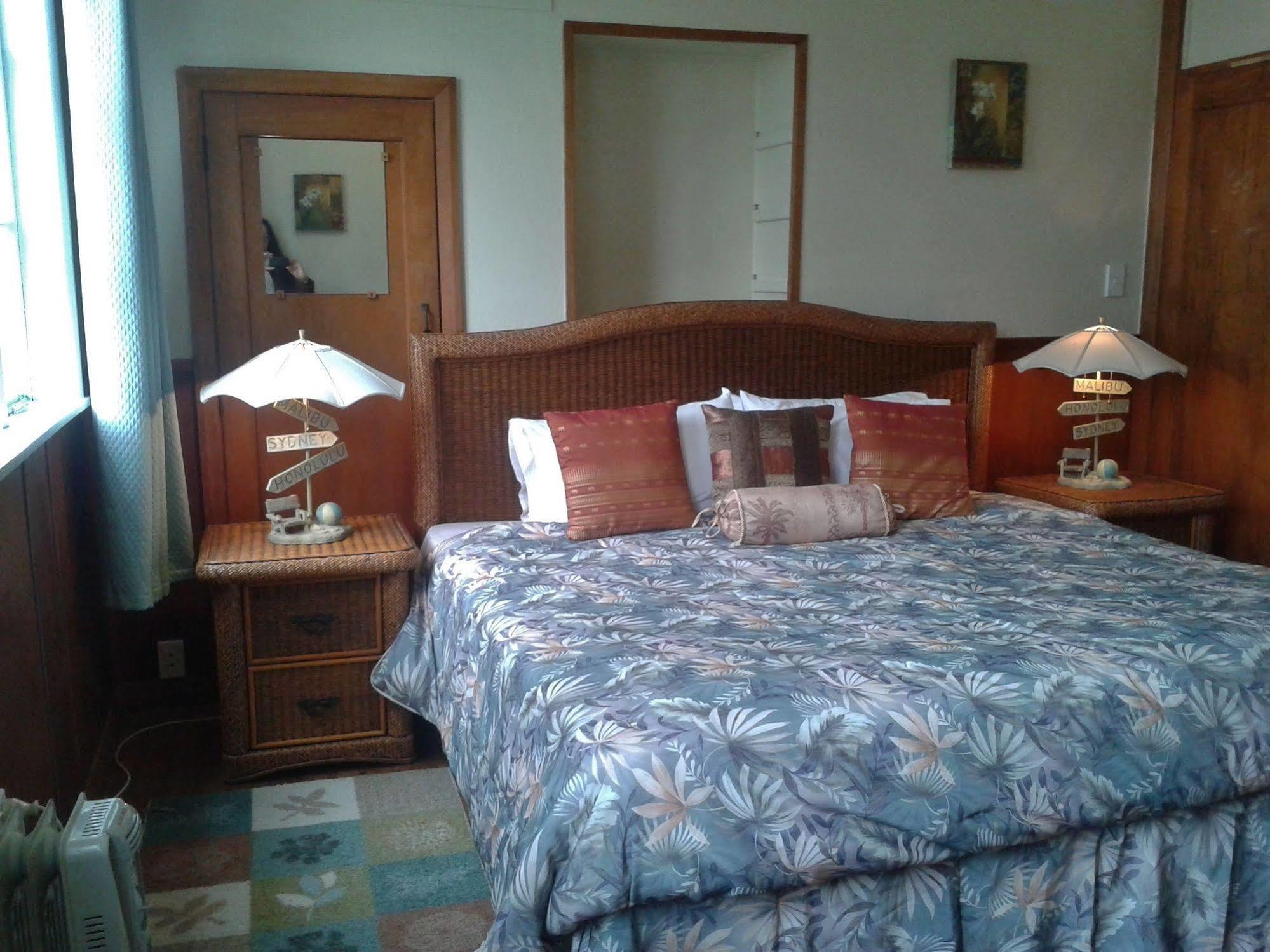 Highden Manor Estate Hotel Palmerston North Buitenkant foto
